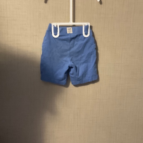 GAP Light Blue Relaxed Shorts - Picture 3 of 5